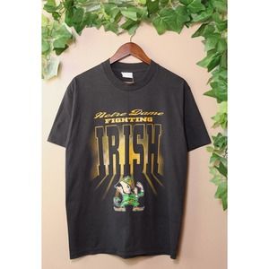 VINTAGE NOTRE DAME COLLEGE FIGHTING IRISH LARGE TSHIRT